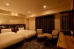 Universal twin room
