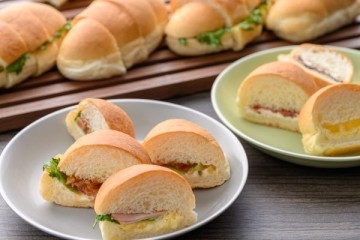 bread roll sandwich